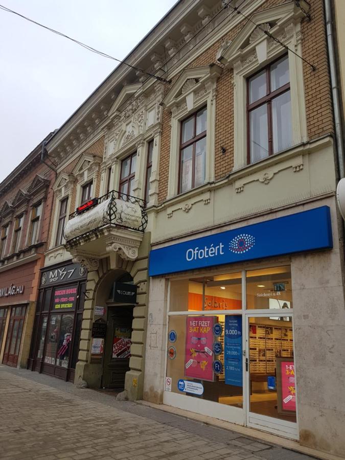 Fit Paradise Apartman Miskolc Exterior photo